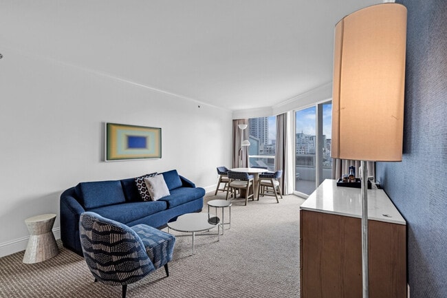 Building Photo - 4401 Collins Ave