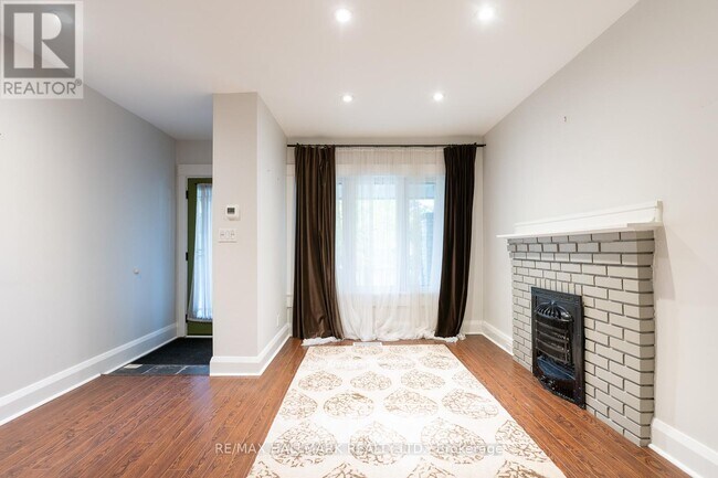 Building Photo - 70 Lawlor Ave