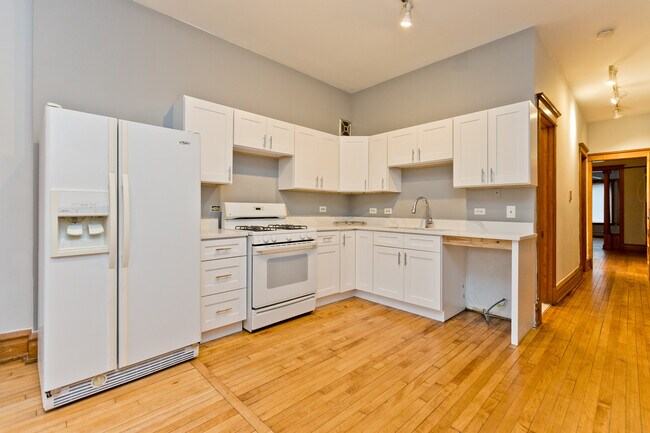 Foto del edificio - 3713 N Magnolia Ave