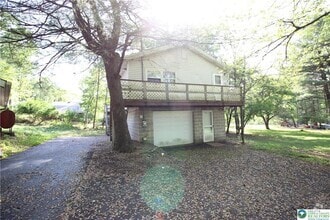 Building Photo - 331 Valley View Dr