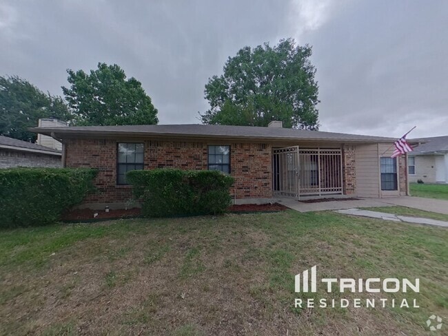 Building Photo - 7828 Texridge Dr