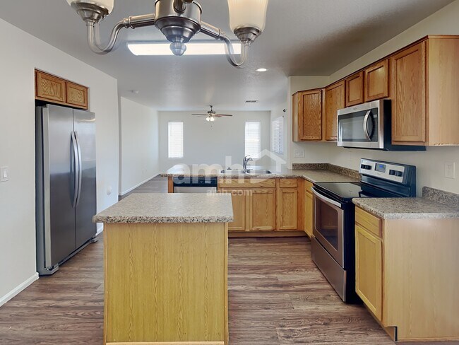 Foto del edificio - 16007 W Moreland St