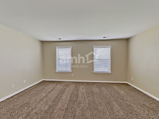 Foto del edificio - 2581 Douglas Ln