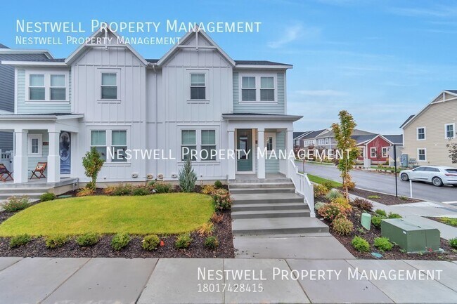 Building Photo - $500 OFF 1ST MONTH'S RENT - Newer 3-bed Ho...