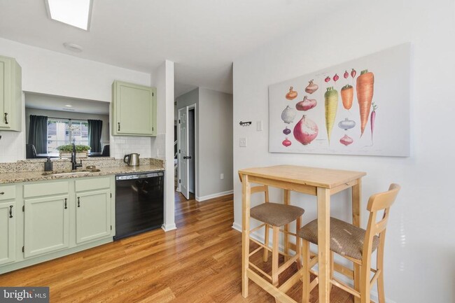 Foto del edificio - 11170 Hamlet Ct