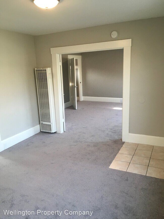 Foto del edificio - 4315-4327 Brookdale Ave