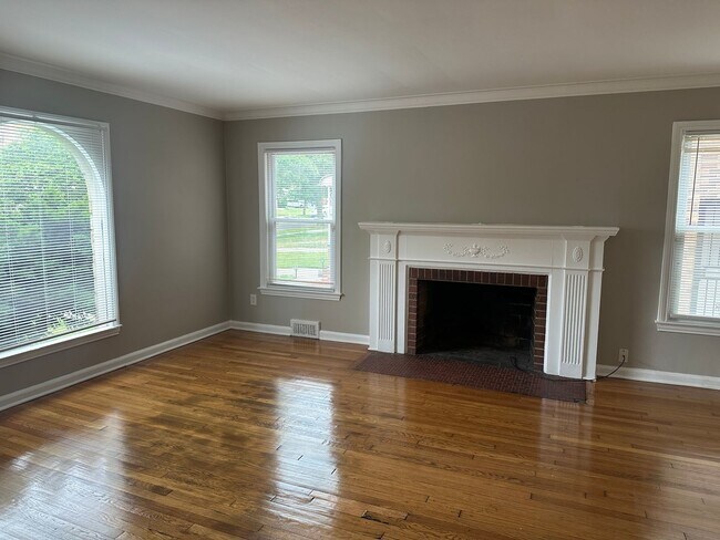 Foto del edificio - 17368 Woodingham Dr