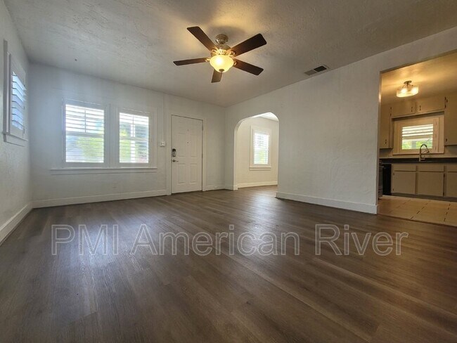 Building Photo - 2643 43rd St