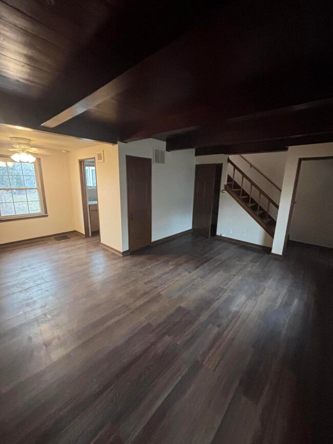 Foto del edificio - 5586 Azalea Ct