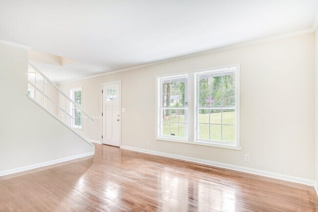 Foto del edificio - 4220 Colony East Dr