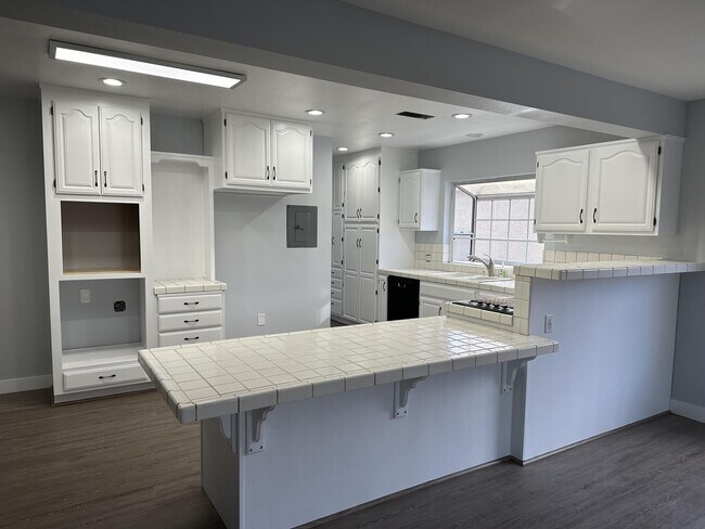 Foto del edificio - 8709 Oak St