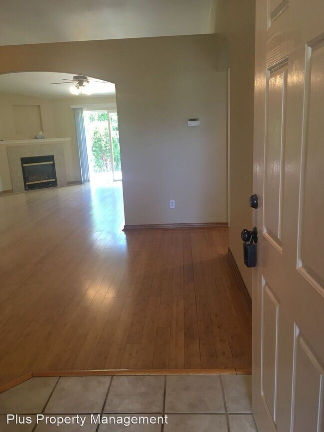 Foto del edificio - 3 br, 2 bath House - 149 NW Antler Loop