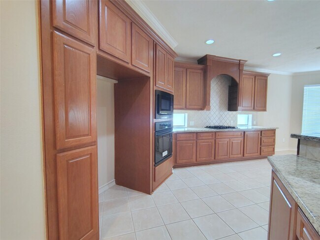 Foto del edificio - 5606 Grandwood Ln