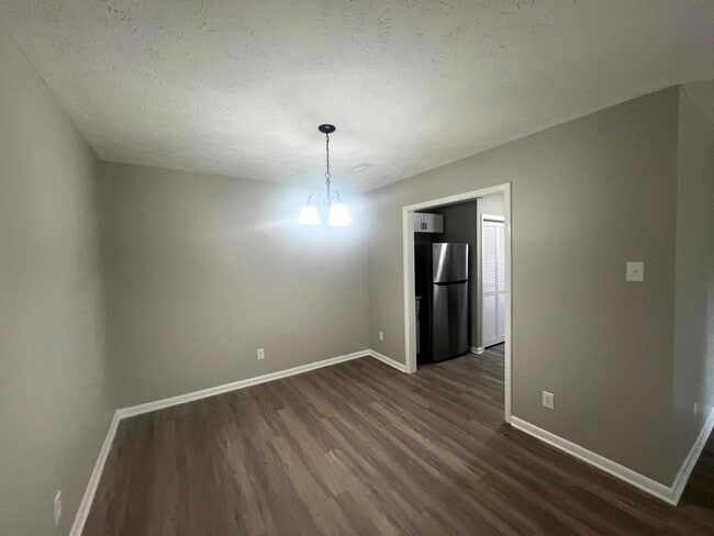Building Photo - 1007 Madiera Ct