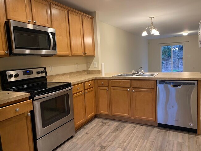 Building Photo - 2903 Berkeley Springs Pl