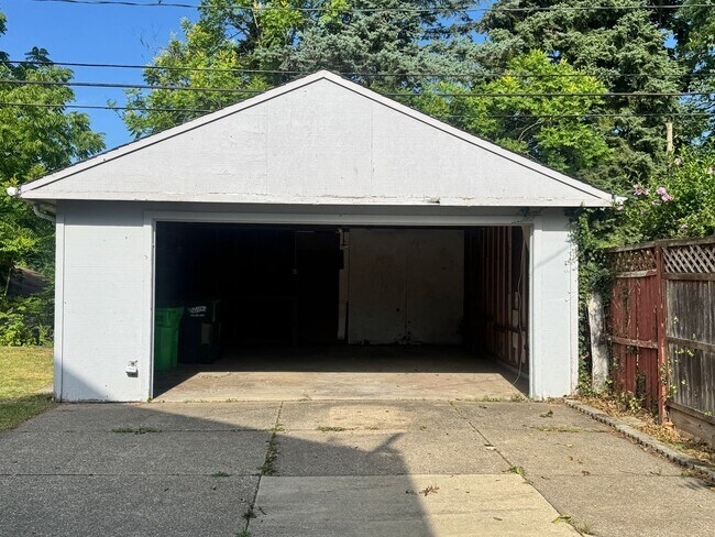 Foto del edificio - 4912 E 84th St