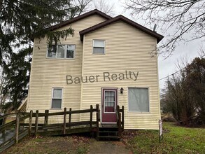 Building Photo - 111 4th St