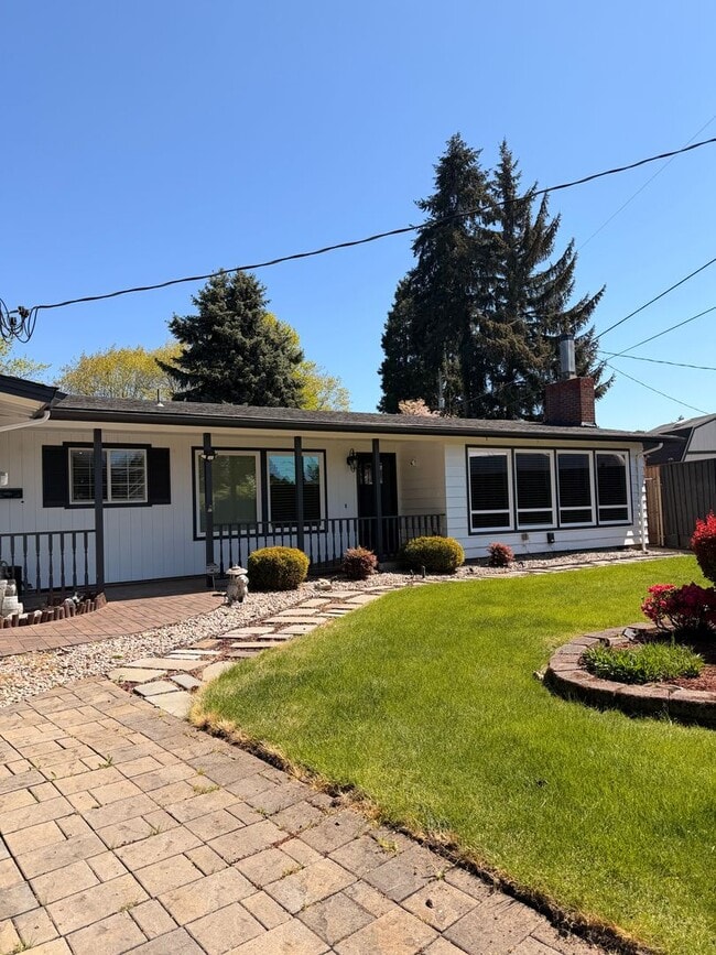Building Photo - 4-Bedroom 4-Bathroom home with attached Studio apartment