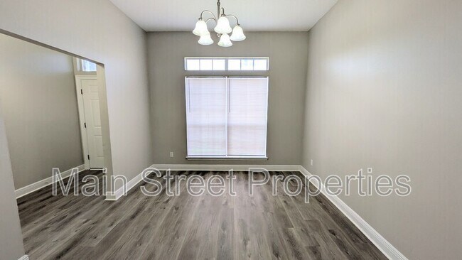 Building Photo - 2604 Youngwood Ln