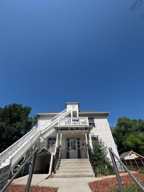Foto del edificio - 1825 12th Ave
