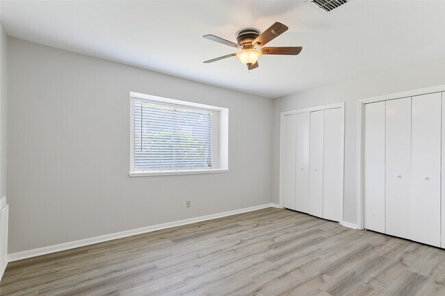 Building Photo - 1022 Arrow Hill Rd