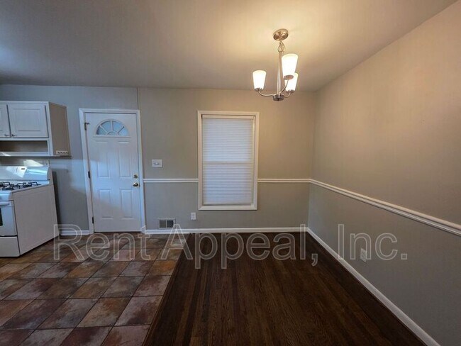 Foto del edificio - 652 Forest Ridge Dr SE