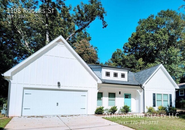 Foto del edificio - BEAUTIFUL CUSTOM BUILT 3/2 RANCH Awaits You!