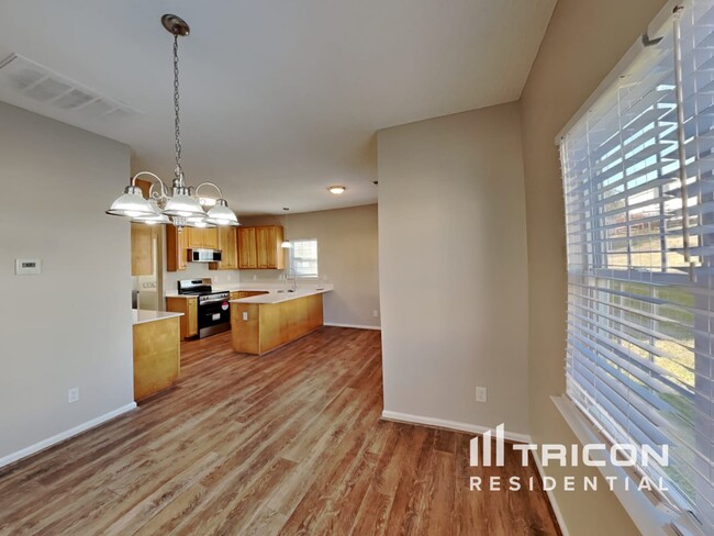 Foto del edificio - 7036 Paint Rock Ln