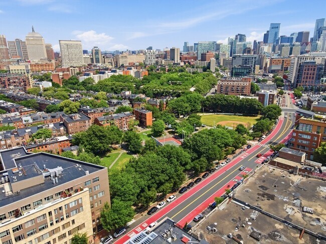 Foto del edificio - 1313 Washington St