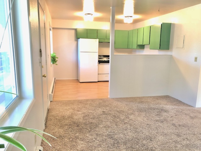 Primary Photo - 2900 W Northern Lights Blvd