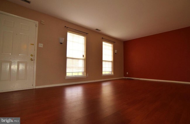 Foto del edificio - 1225 KIRKWOOD GIBBSBORO Rd