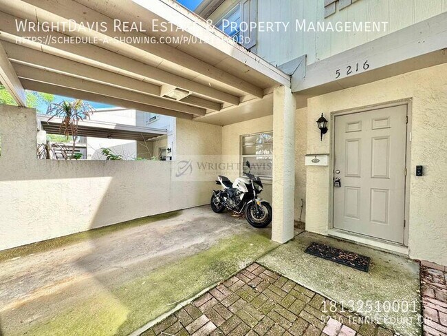 Foto del edificio - 5216 Tennis Ct Cir