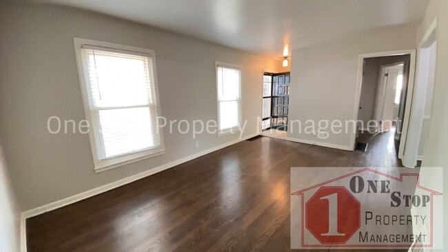 Foto del edificio - Beautiful 3 Bedroom 1 Bathroom in Independ...