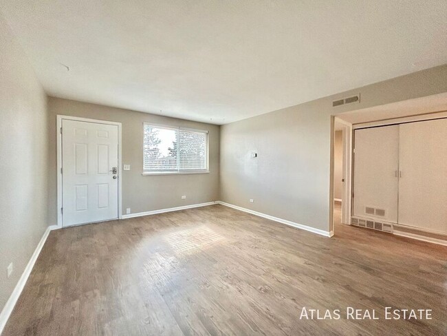 Building Photo - 5395 W 3rd Pl