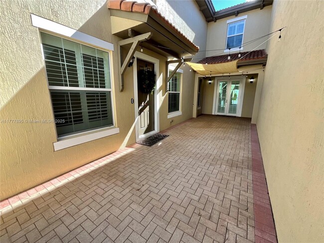 Foto del edificio - 14620 SW 15th St