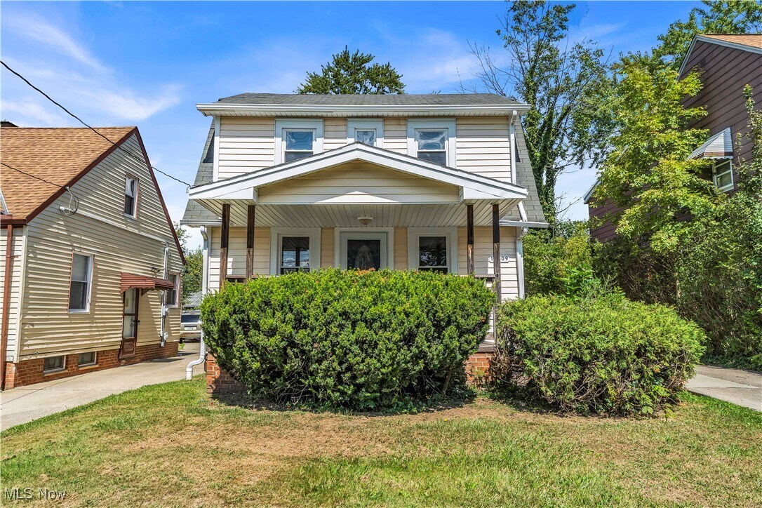 Foto principal - 19409 Raymond St