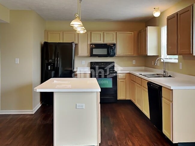 Building Photo - 3149 Kelsey Cir