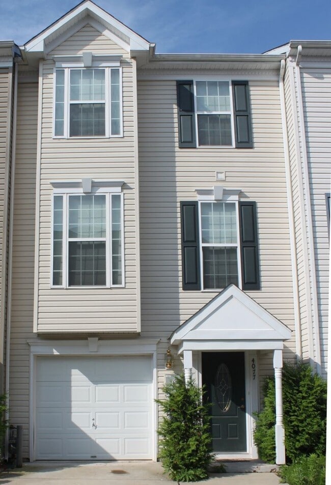 Building Photo - 4077 Majestic Ct