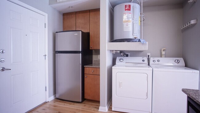 Foto del edificio - 1/1 in West Campus