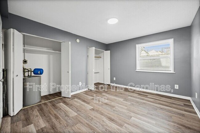 Foto del edificio - 9119 Spyglass Pl