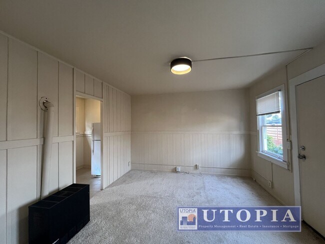 Foto del edificio - 204 Hollister Ave