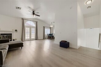 Building Photo - 8301 Boseck Dr