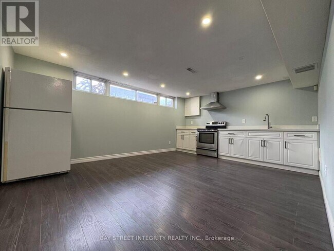 Photo du bâtiment - 49 Viamede Crescent