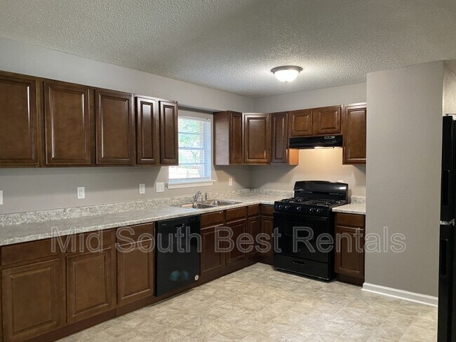 Building Photo - 10204 Republic Ln