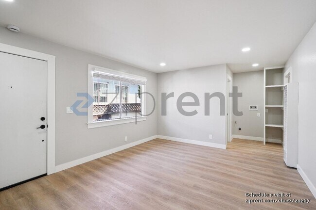 Foto del edificio - 3808 Quigley St