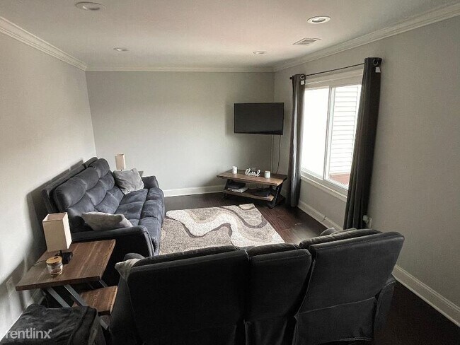 Foto del edificio - 3 br, 2.5 bath Condo - 11361 Laurelwalk Dr