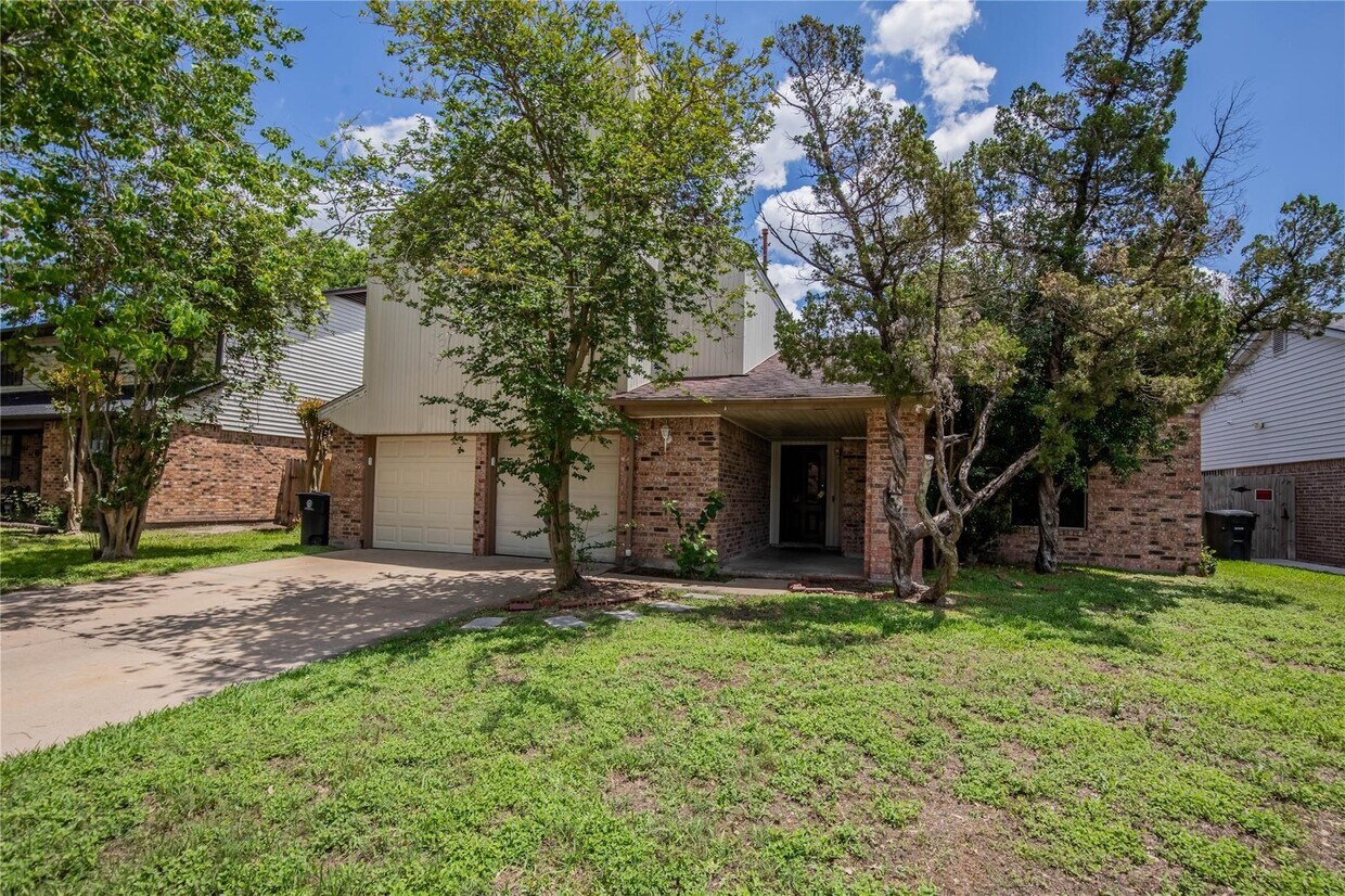 Foto principal - 10106 Lost Trail St