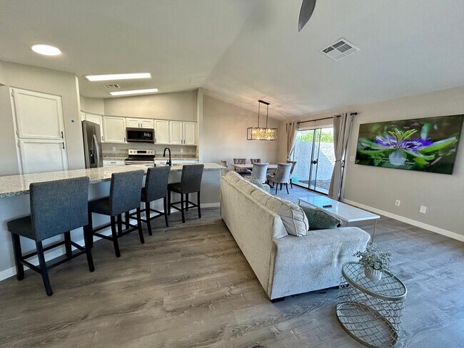 Foto del edificio - 4212 E Sandia St