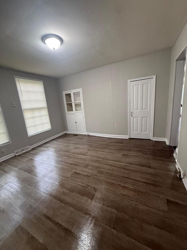 Foto del edificio - 202 E 19th St