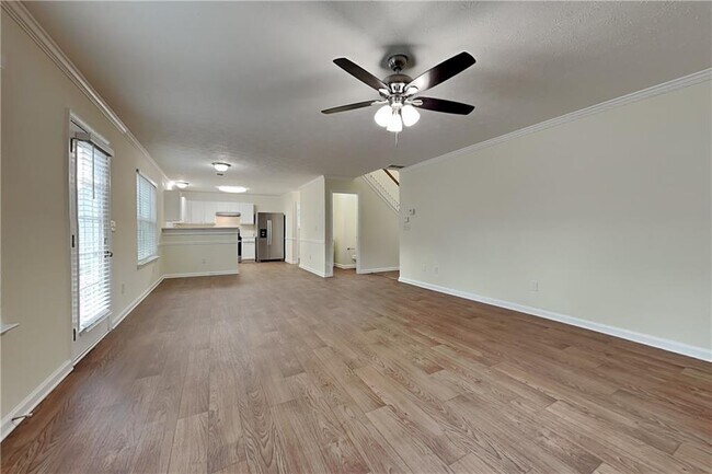 Building Photo - 1595 Stephens Pond View
